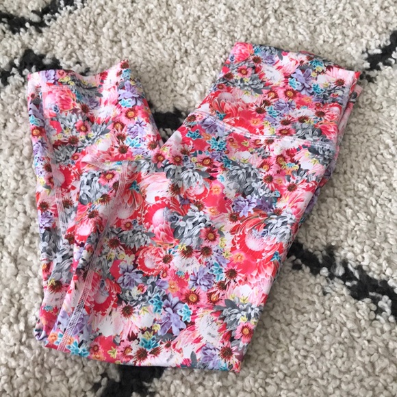 lululemon athletica Pants - Floral Capri Lululemon Pants